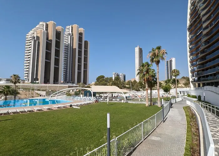 Sunset Waves Retreat * Benidorm